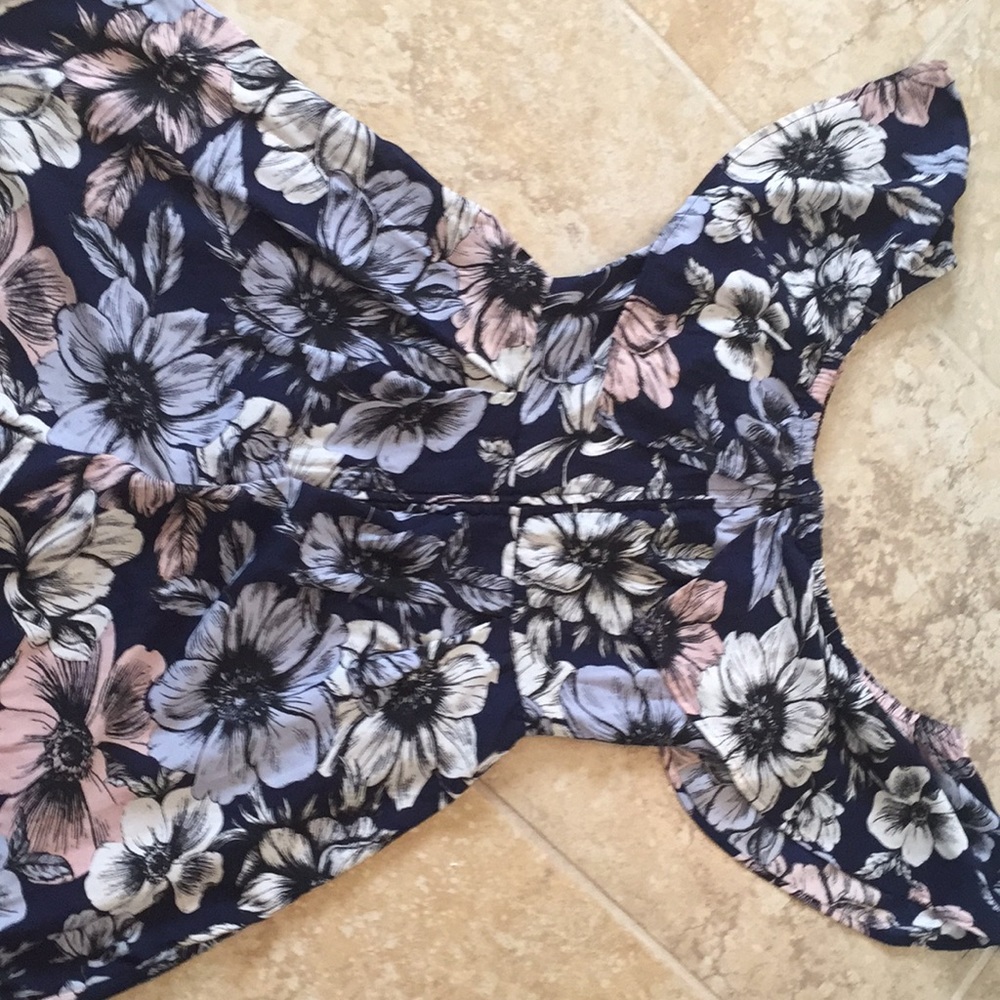 Romper - Picture 2 of 2